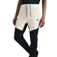 Nike Tech Fleece Sportswear Joggingbroek Beige Zwart Gebroken Wit