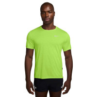 Nike Breathe Miler Trainingsshirt Felgroen Zilver