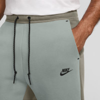 Nike Tech Fleece Sweat Pants Grey Green Light Grey Black