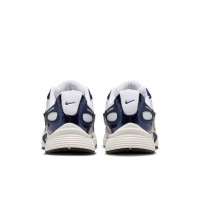 Nike Sneakers V5 RNR Wit Donkerblauw
