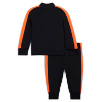 Nike Nederlands Elftal Strike Trainingspak Full-Zip 2026-2028 Baby Zwart Feloranje
