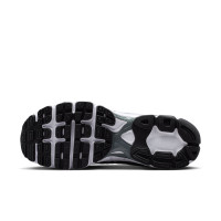 Nike Sneakers Air Max Moto 2K Grey White Silver Grey Black