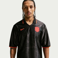 Nike Nederlands Elftal Energy Trainingsshirt 2026-2028 Zwart Oranje