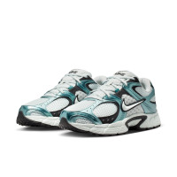 Nike Sneakers V5 RNR White Black Metallic Green