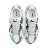 Nike Sneakers V5 RNR White Black Metallic Green