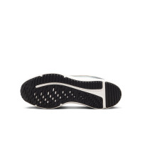 Nike Cosmic Runner Running Shoes Black Silver Grey Gold