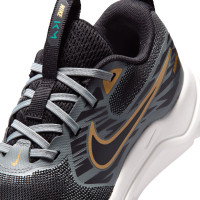Nike Cosmic Runner Running Shoes Black Silver Grey Gold