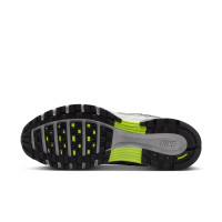 Nike Sneakers P-6000 Zwart Metallic Zilver Neongeel