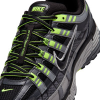 Nike Sneakers P-6000 Zwart Metallic Zilver Neongeel