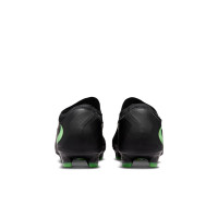 Nike Phantom 6 Low Pro (FG) Gras Football Boots Black Bright Green