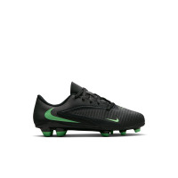 Nike Phantom 6 Low Club (MG) Grass/Artificial Grass Football Boots Toddlers Black Bright Green