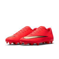 Nike Mercurial Vapor 17 Club (MG) Grass/Artificial Grass Football Boots Bright Red Black Gold