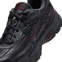 Nike Sneakers Initiator Zwart Bordeauxrood Antraciet