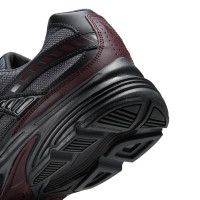 Nike Sneakers Initiator Zwart Bordeauxrood Antraciet