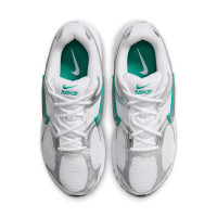 Nike Sneakers V5 RNR White Metallic Silver Emerald Green Black