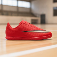 Nike Mercurial Vapor 17 Club (IN) Kids Indoor Football Boots Bright Red Black Gold